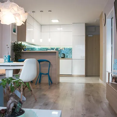 Fala-miodowy Dom * Колобжег