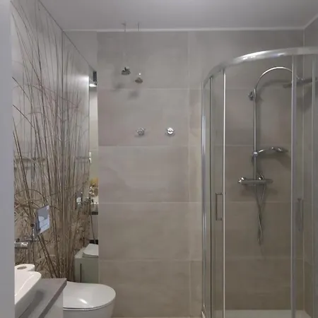 Fala-miodowy Dom Апартаменты Колобжег